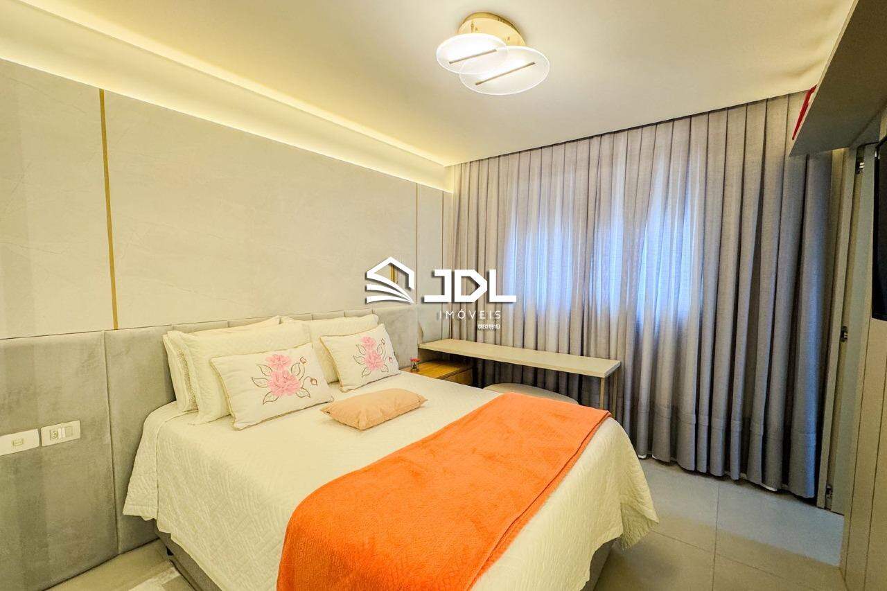 Apartamento à venda no bairro Velha: 