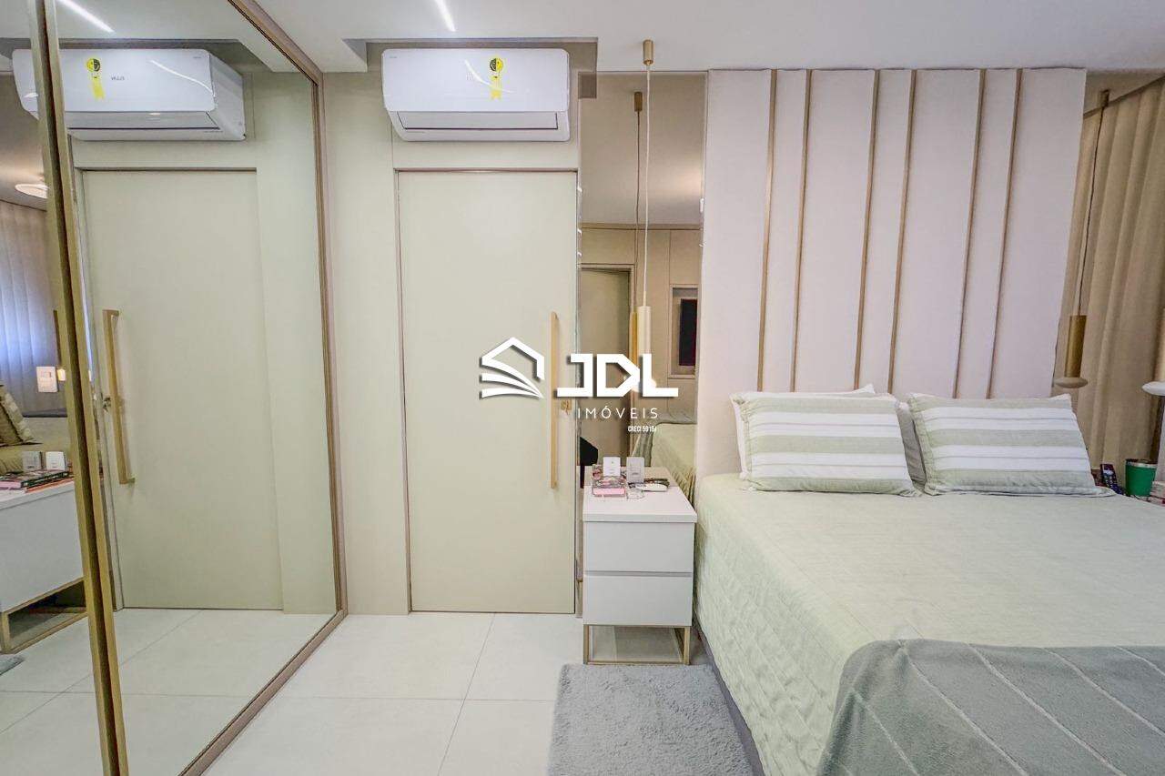 Apartamento à venda no bairro Velha: 