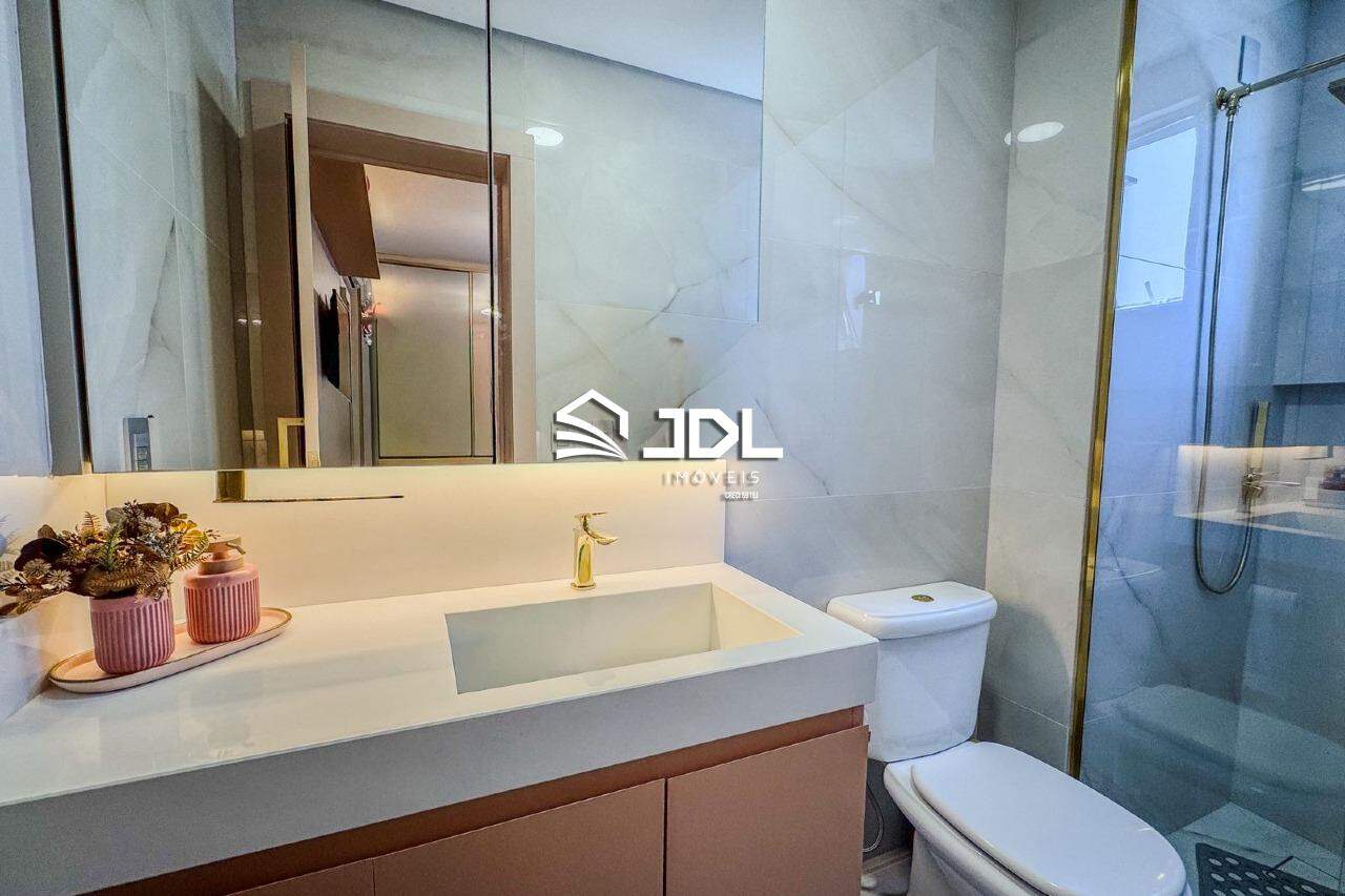 Apartamento à venda no bairro Velha: 