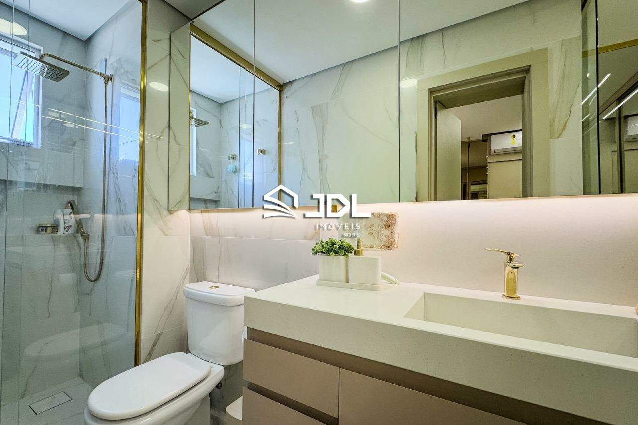 Apartamento à venda no bairro Velha: 