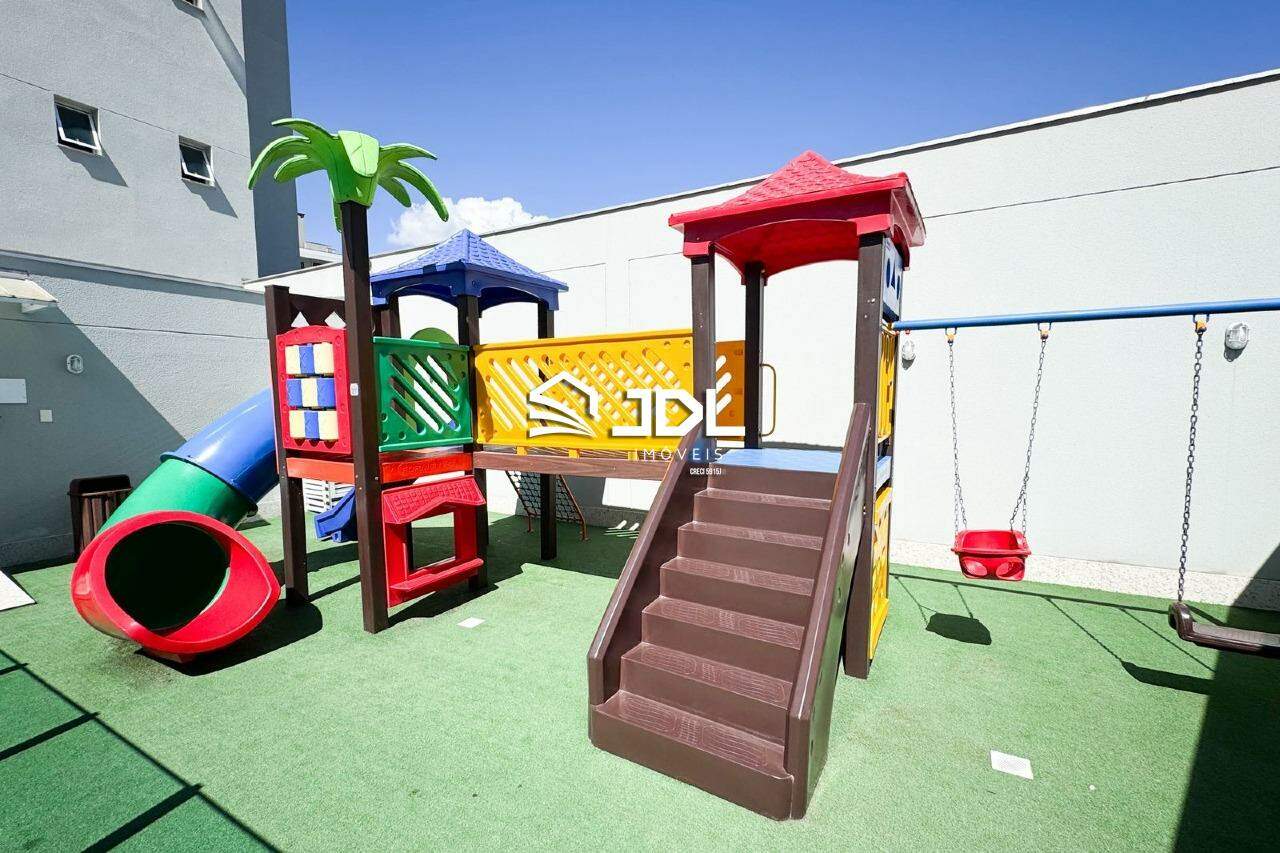 Apartamento à venda no bairro Velha: 