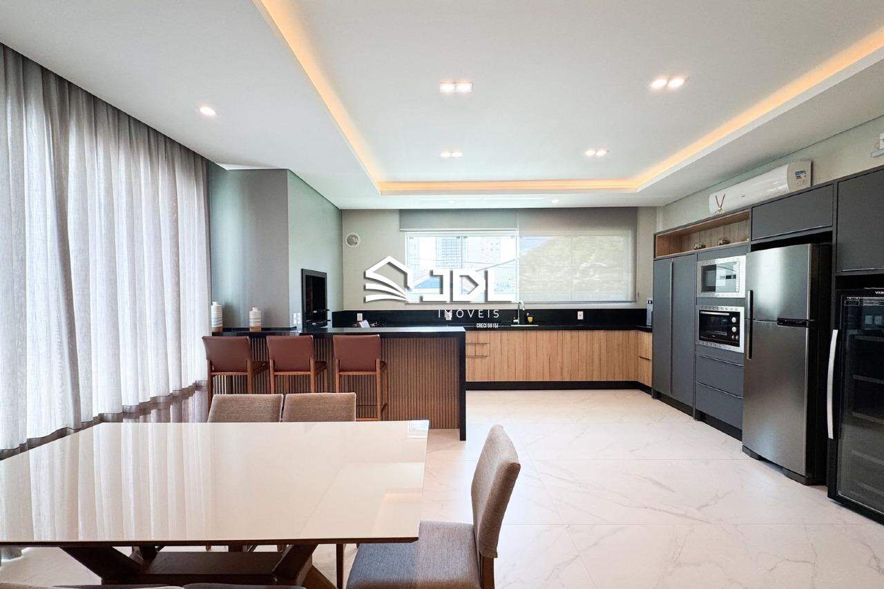 Apartamento à venda no bairro Velha: 