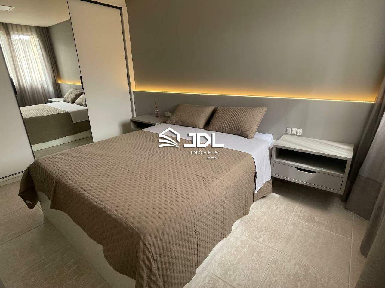 Apartamento à venda no bairro Centro: 