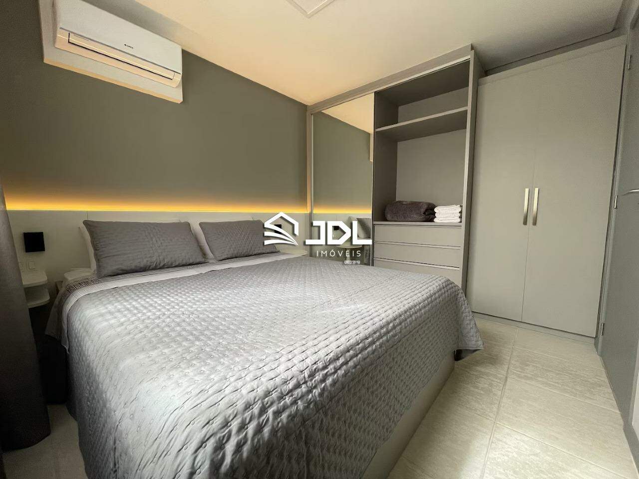 Apartamento à venda no bairro Centro: 