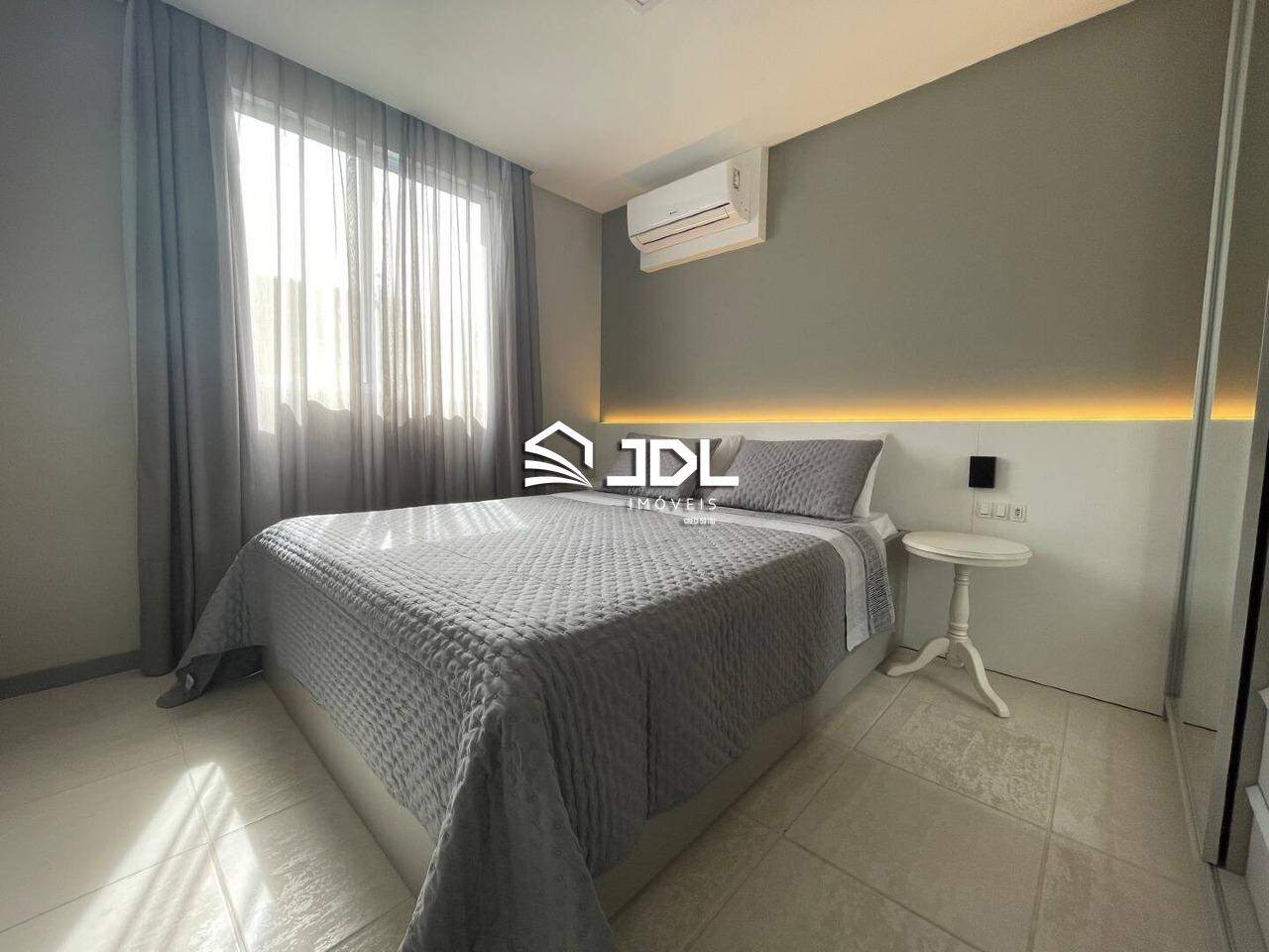 Apartamento à venda no bairro Centro: 