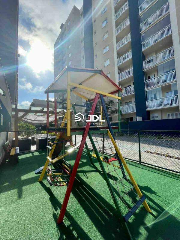 Apartamento à venda no bairro Centro: 