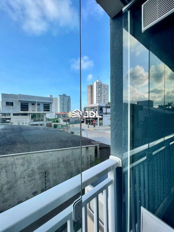 Apartamento à venda no bairro Centro: 