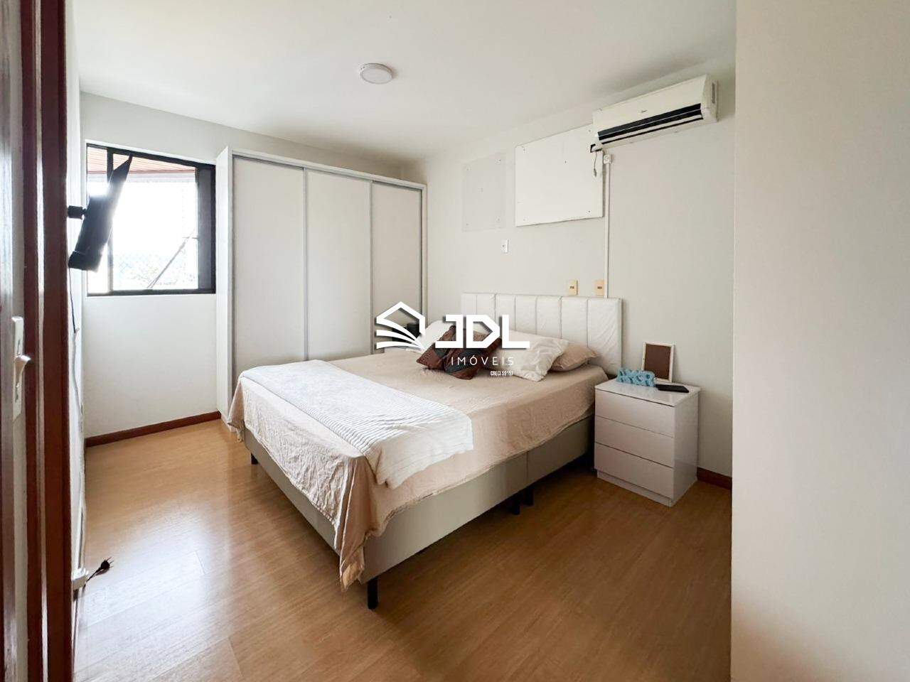 Apartamento à venda no bairro Velha: