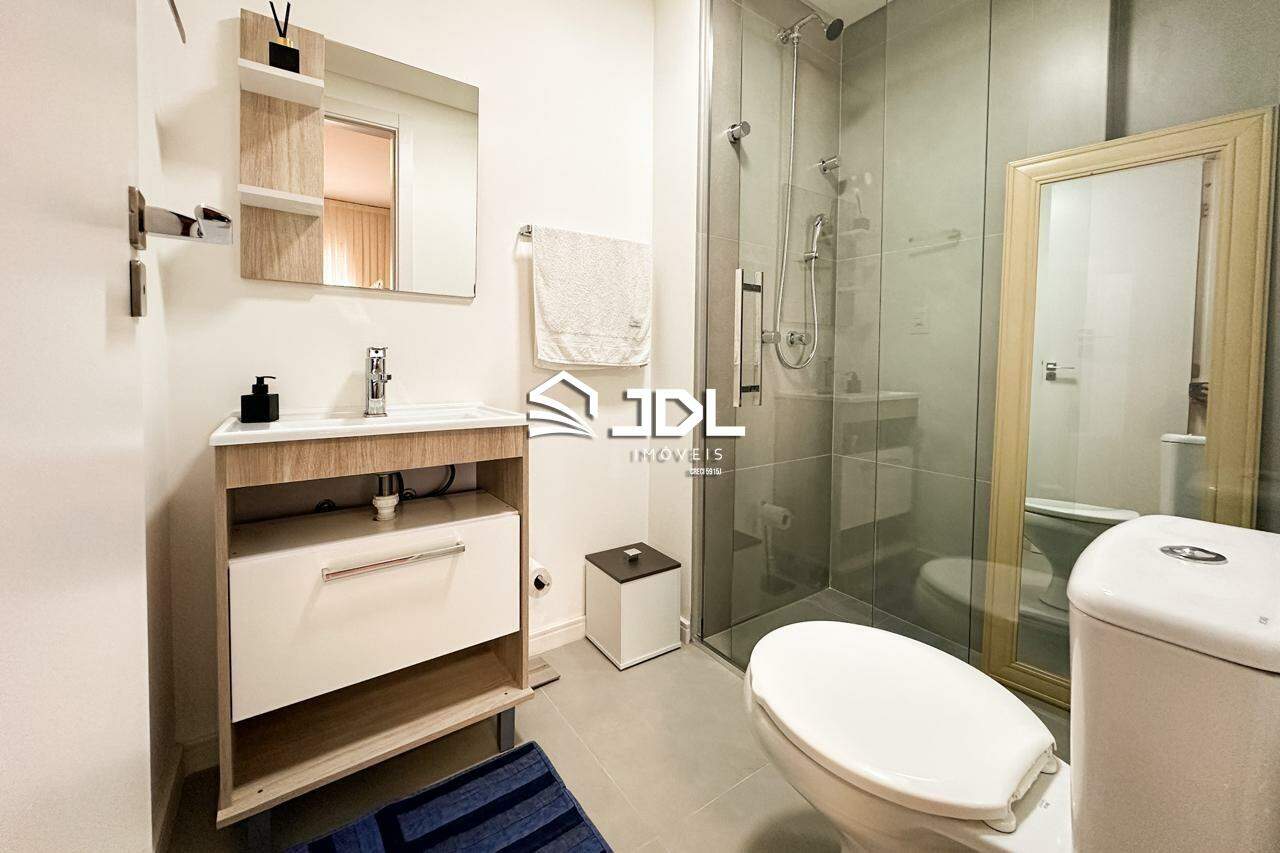 Apartamento à venda no bairro Vila Nova: