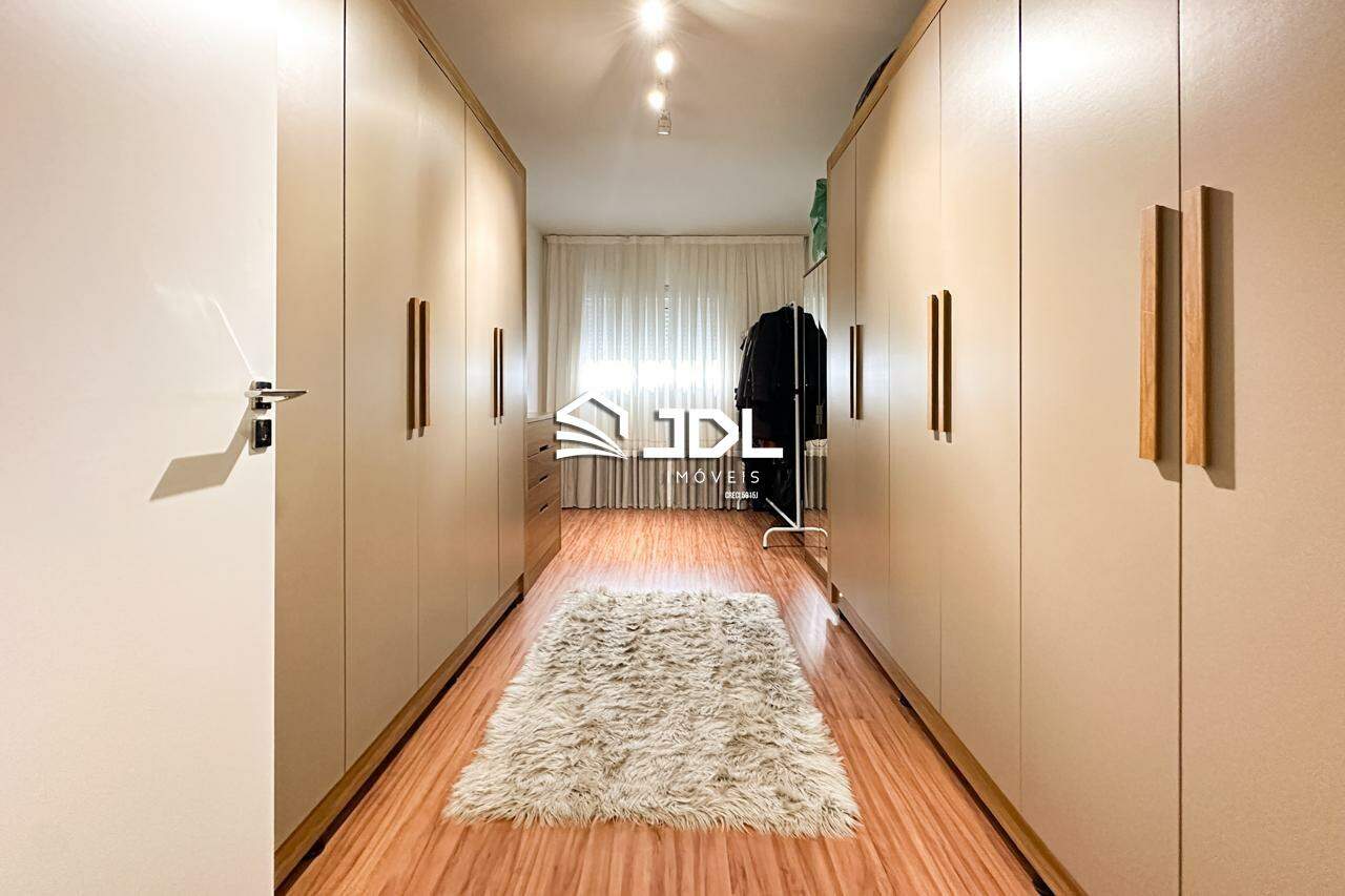 Apartamento à venda no bairro Vila Nova: