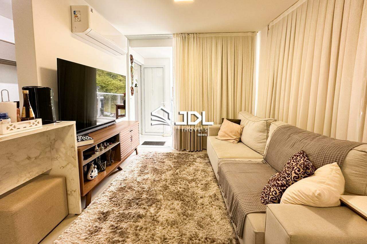 Apartamento à venda no bairro Vila Nova: 