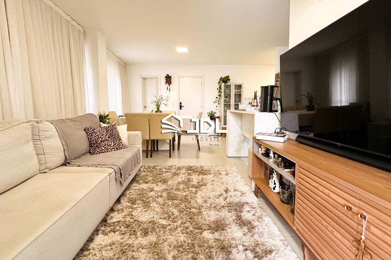 Apartamento à venda no bairro Vila Nova: 