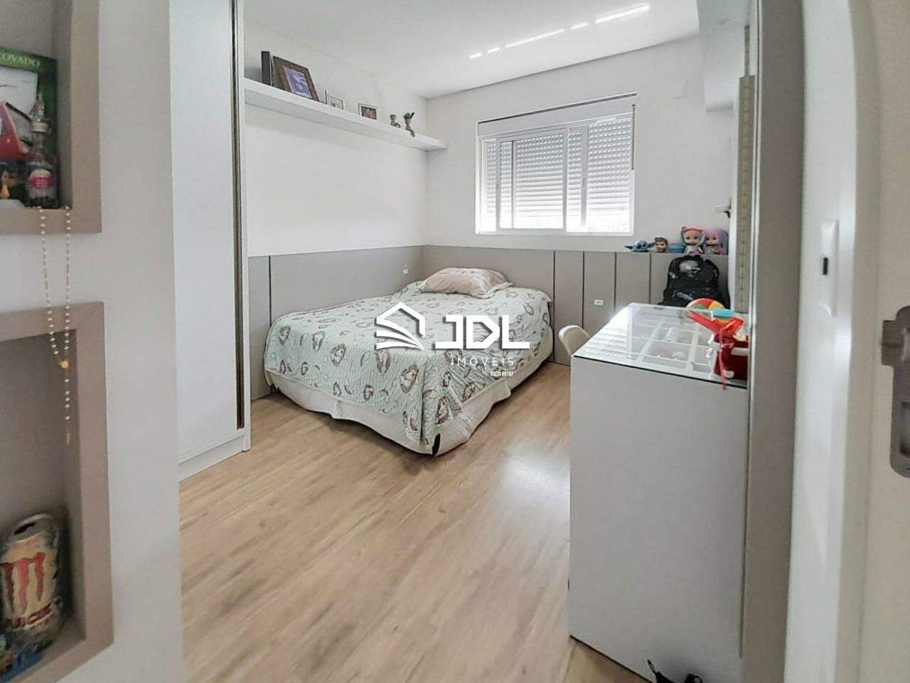 Apartamento à venda no bairro Armação: 