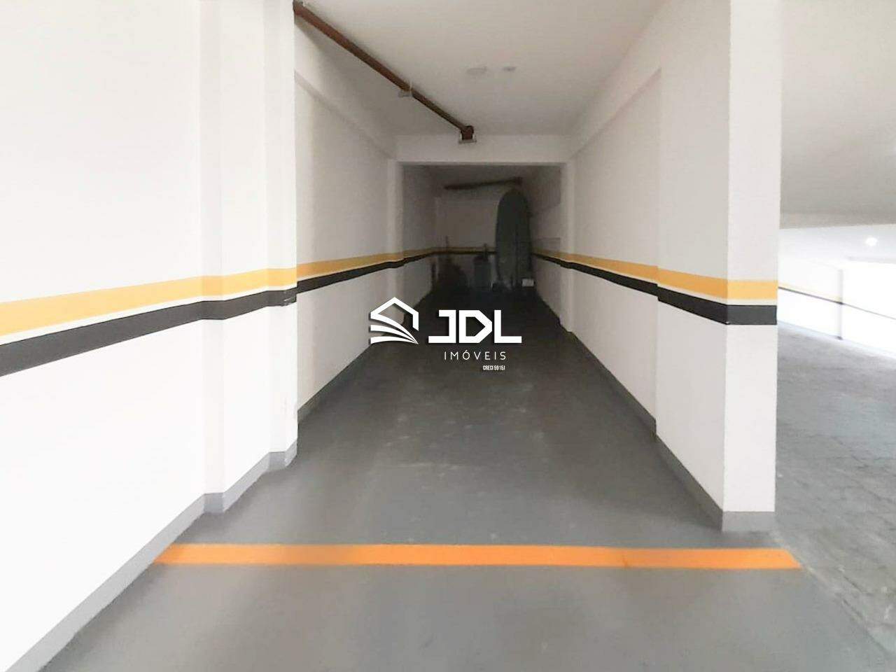 Apartamento à venda no bairro Armação: 