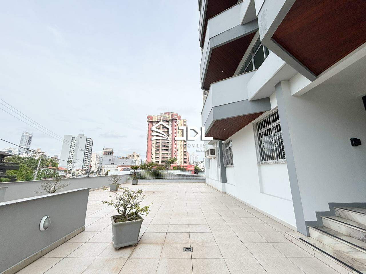 Apartamento à venda no bairro Ponta Aguda: