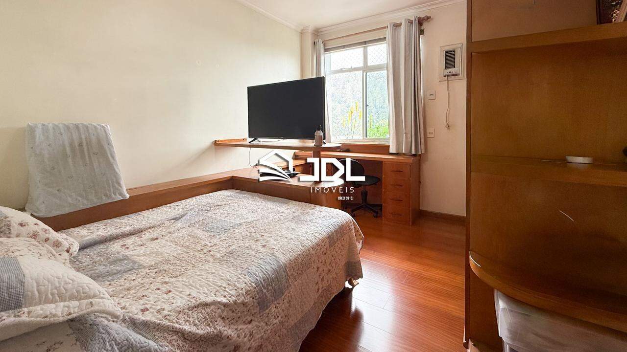 Apartamento à venda no bairro Ponta Aguda: 
