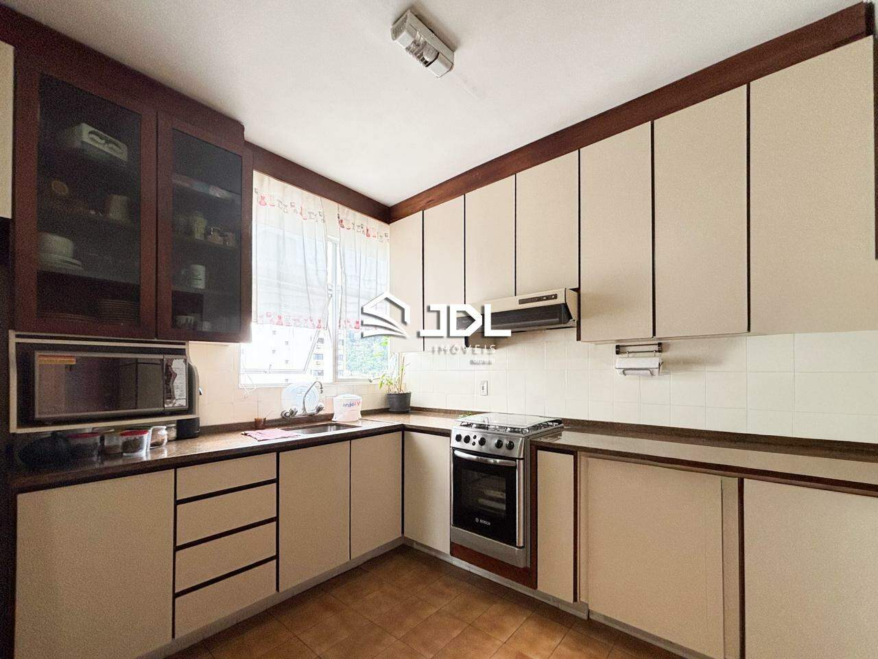 Apartamento à venda no bairro Ponta Aguda: