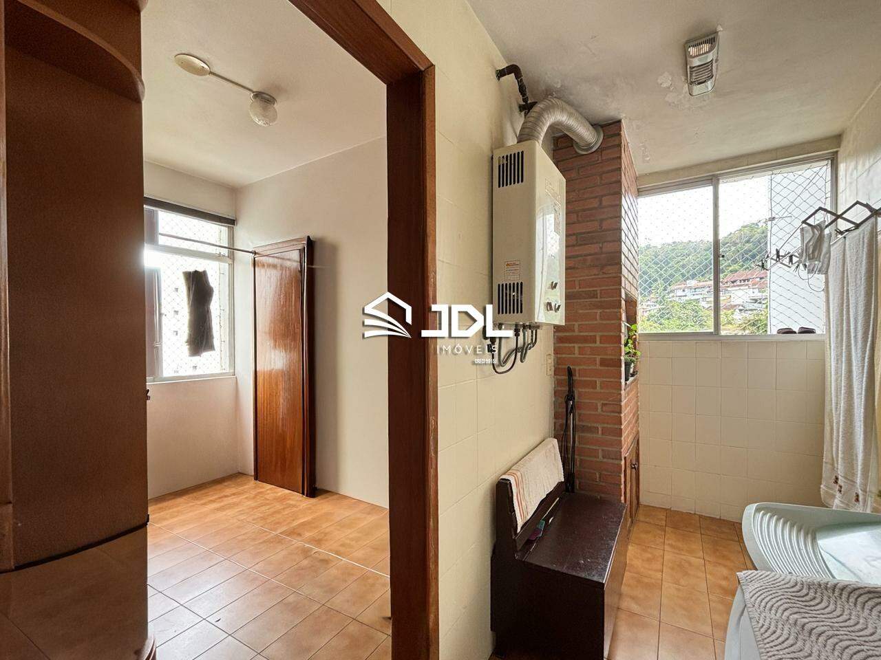 Apartamento à venda no bairro Ponta Aguda: 