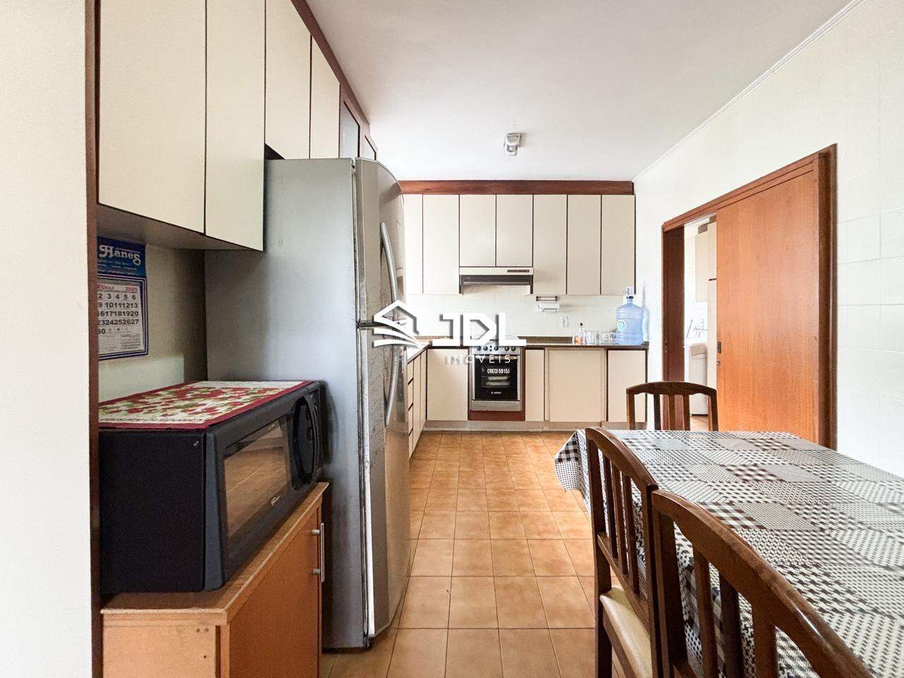 Apartamento à venda no bairro Ponta Aguda: 