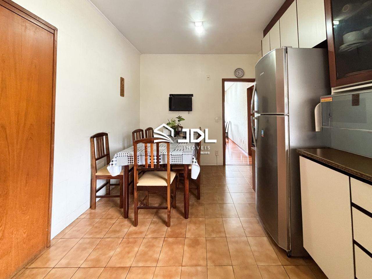 Apartamento à venda no bairro Ponta Aguda: 