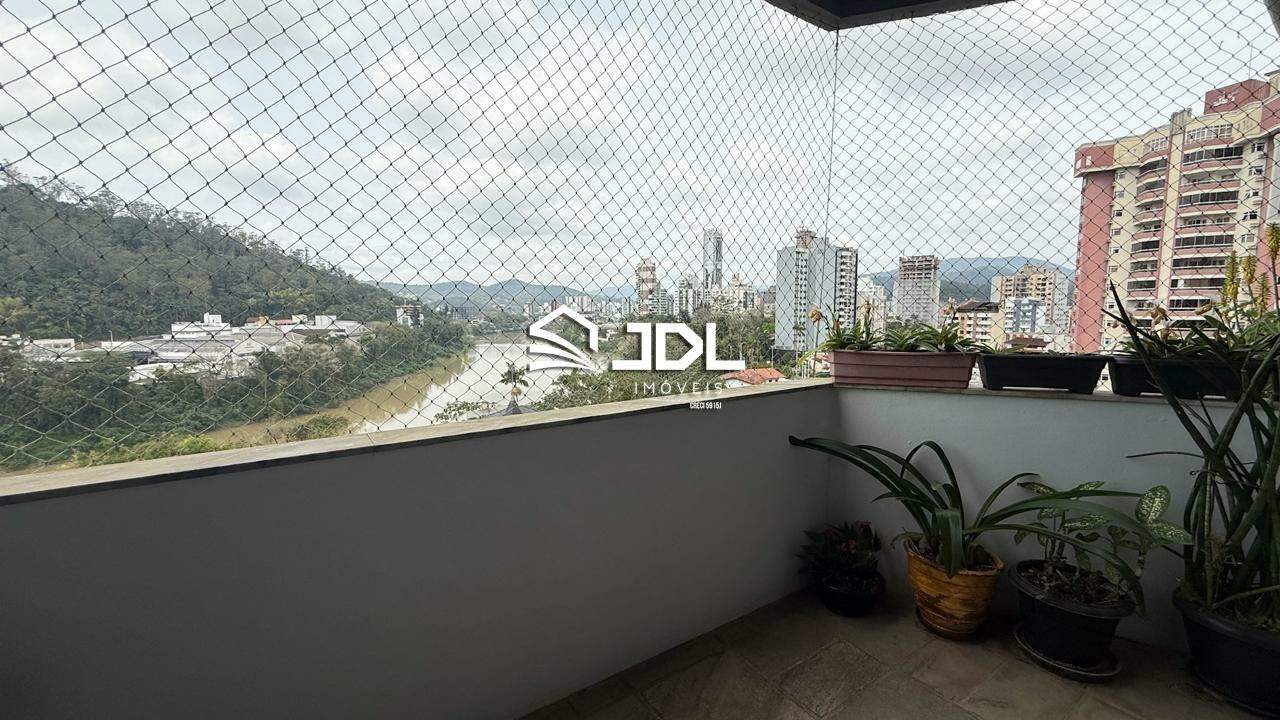 Apartamento à venda no bairro Ponta Aguda: 