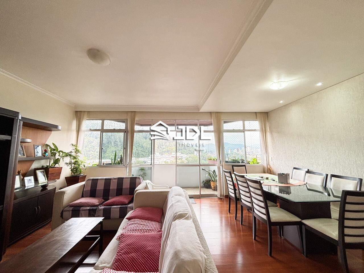 Apartamento à venda no bairro Ponta Aguda: 