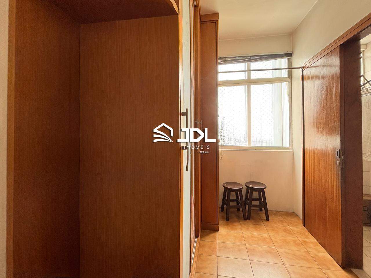 Apartamento à venda no bairro Ponta Aguda: 
