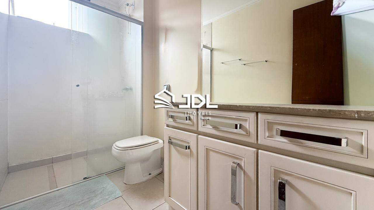 Apartamento à venda no bairro Ponta Aguda: 