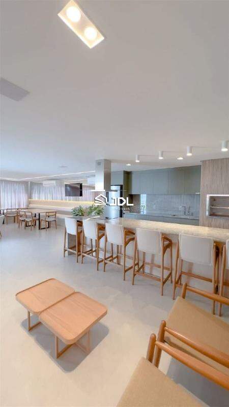 Apartamento à venda no bairro Centro: 