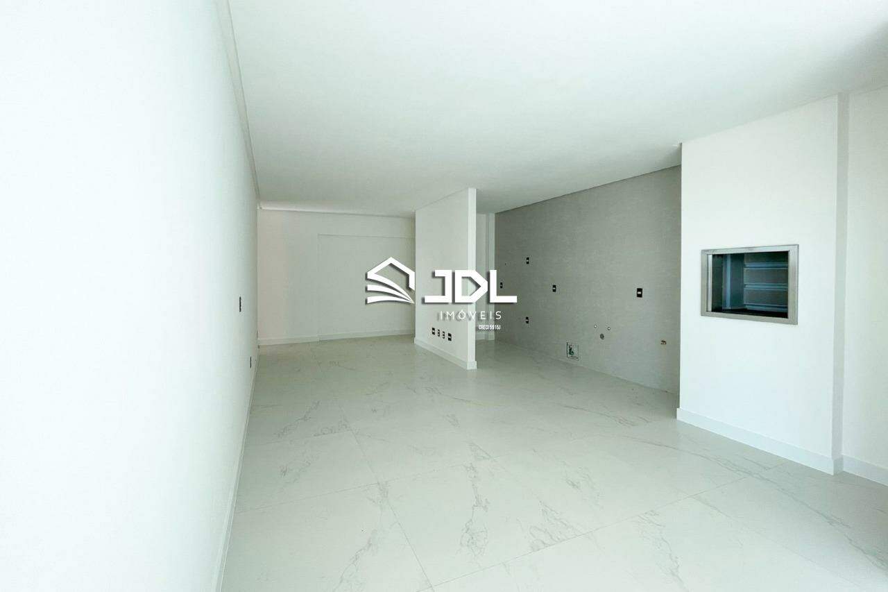 Apartamento à venda no bairro Centro: 