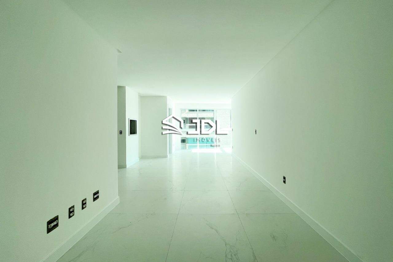 Apartamento à venda no bairro Centro: 