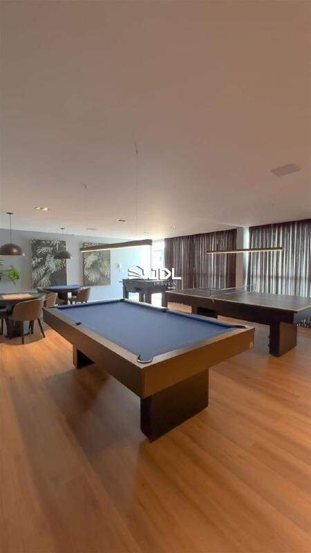 Apartamento à venda no bairro Centro: 