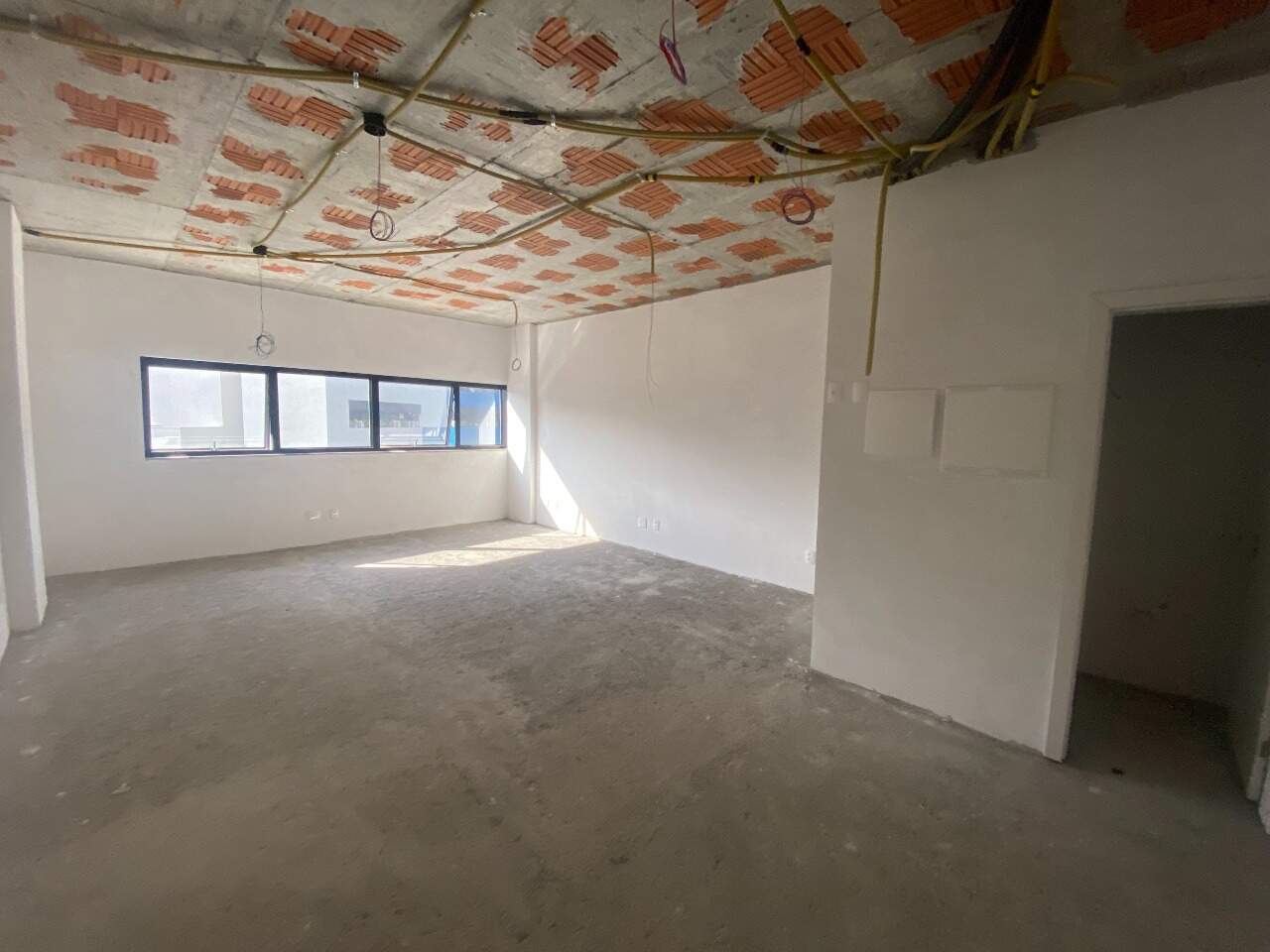 Sala à venda no bairro Garcia: 