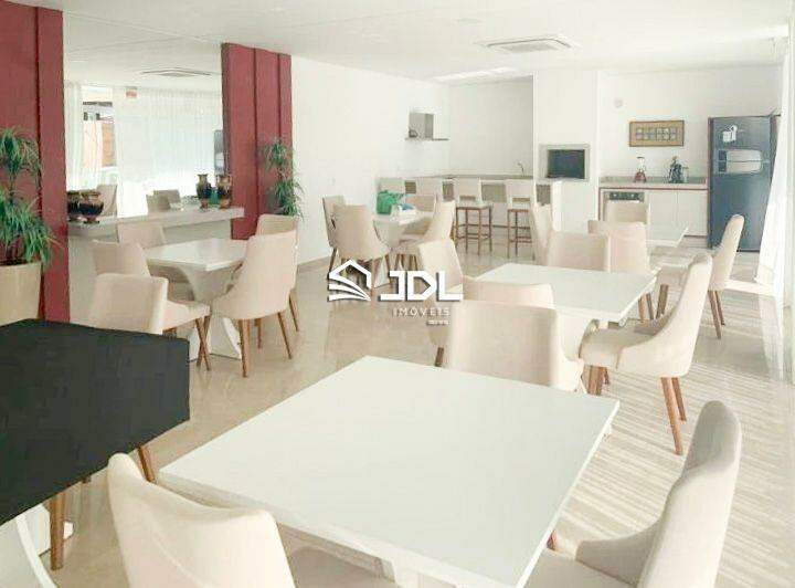 Apartamento à venda no bairro Centro: 