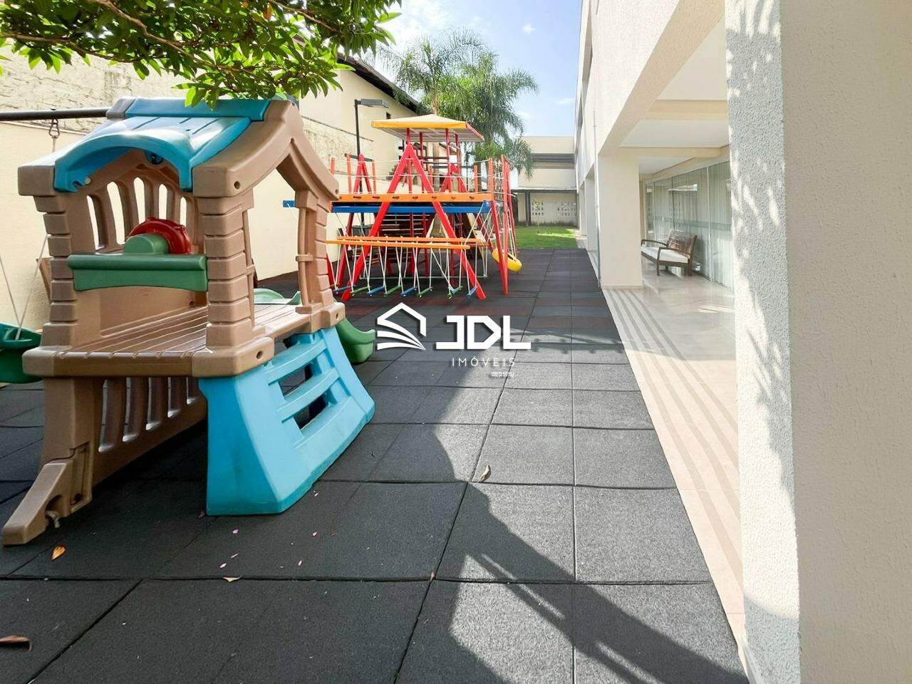 Apartamento à venda no bairro Centro: 