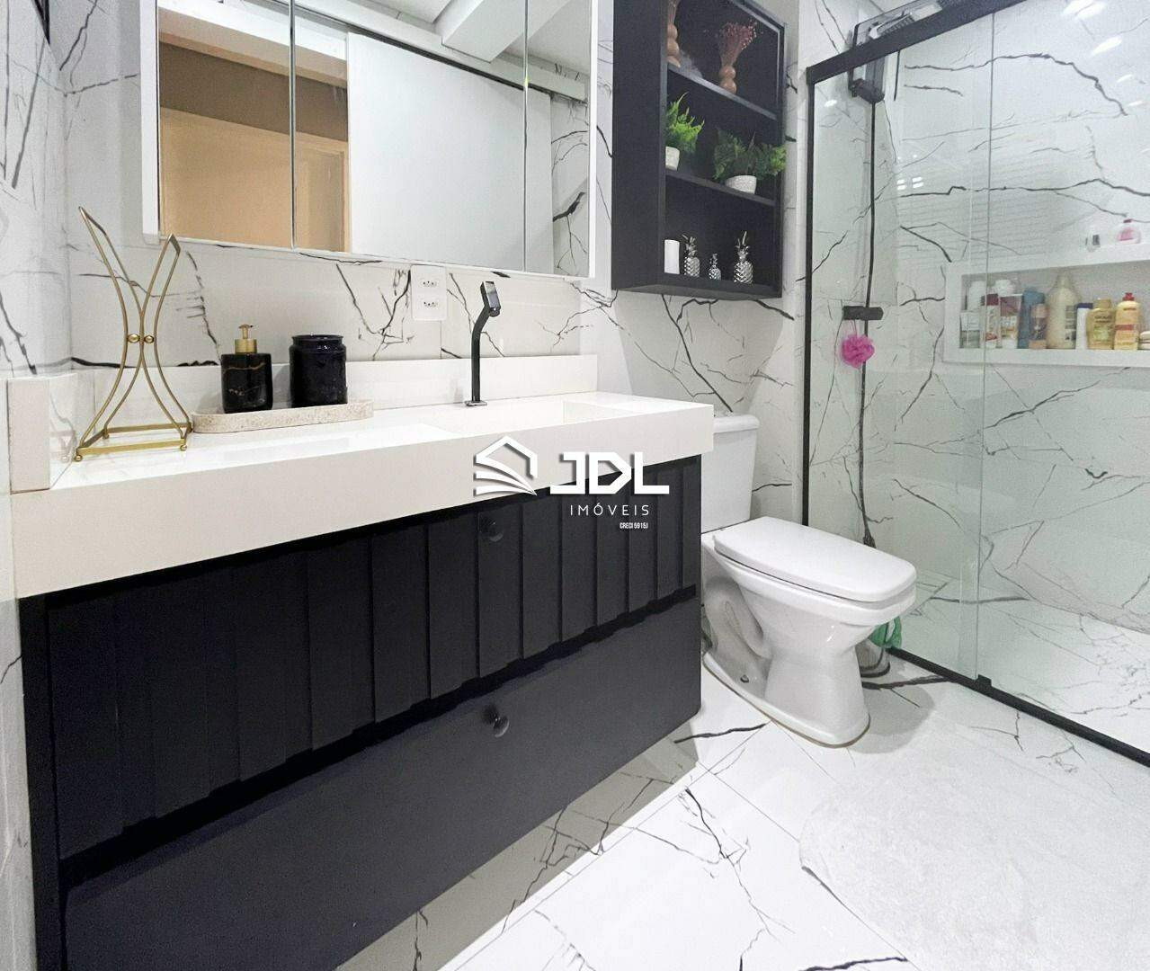 Apartamento à venda no bairro Centro: 