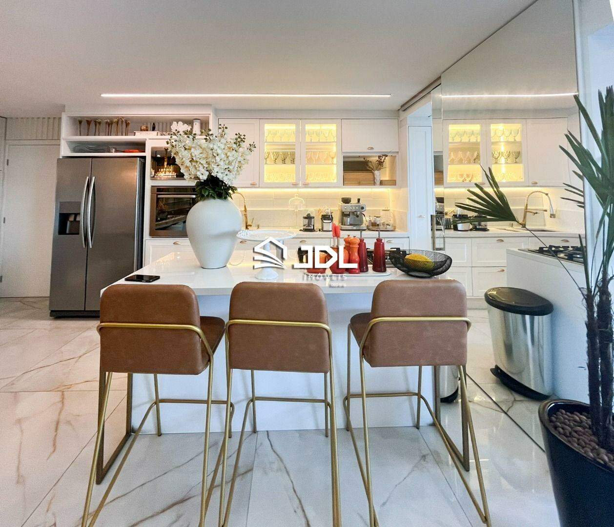 Apartamento à venda no bairro Centro: 