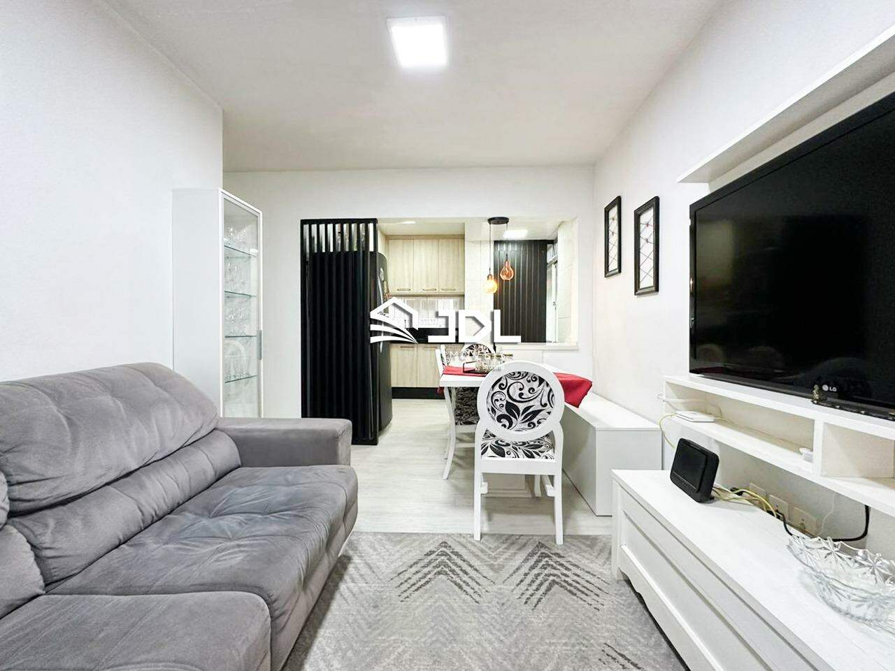 Apartamento à venda no bairro Velha: 