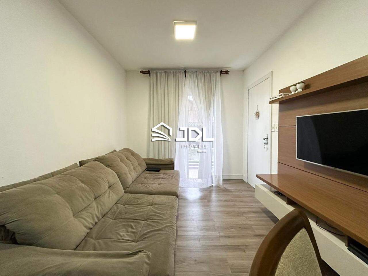 Apartamento à venda no bairro Velha: 