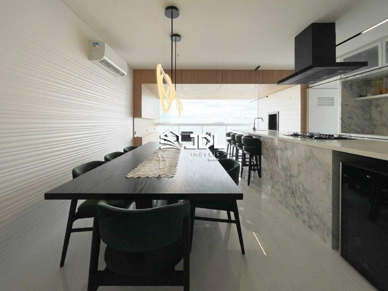 Apartamento à venda no bairro Centro: 