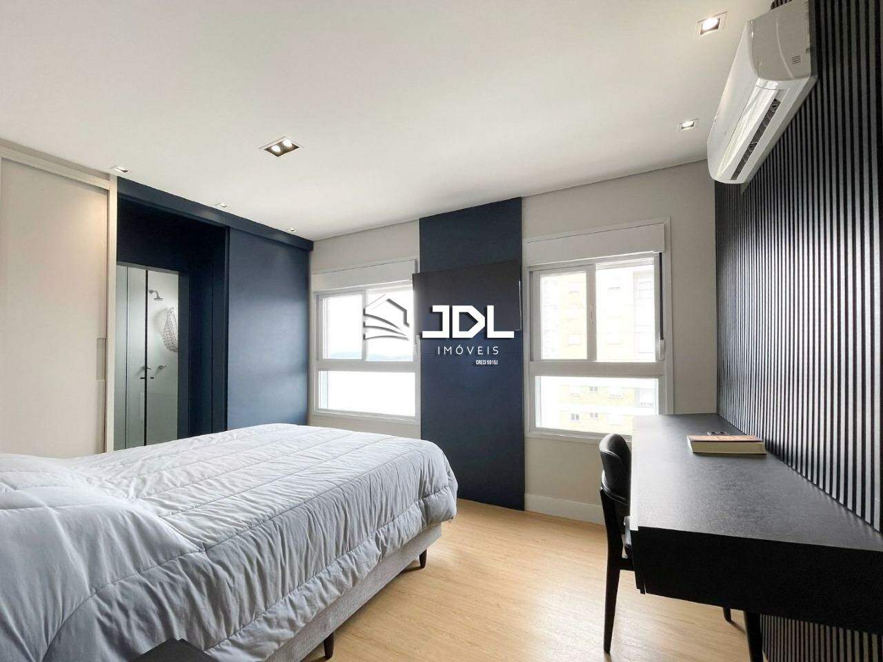 Apartamento à venda no bairro Centro: 