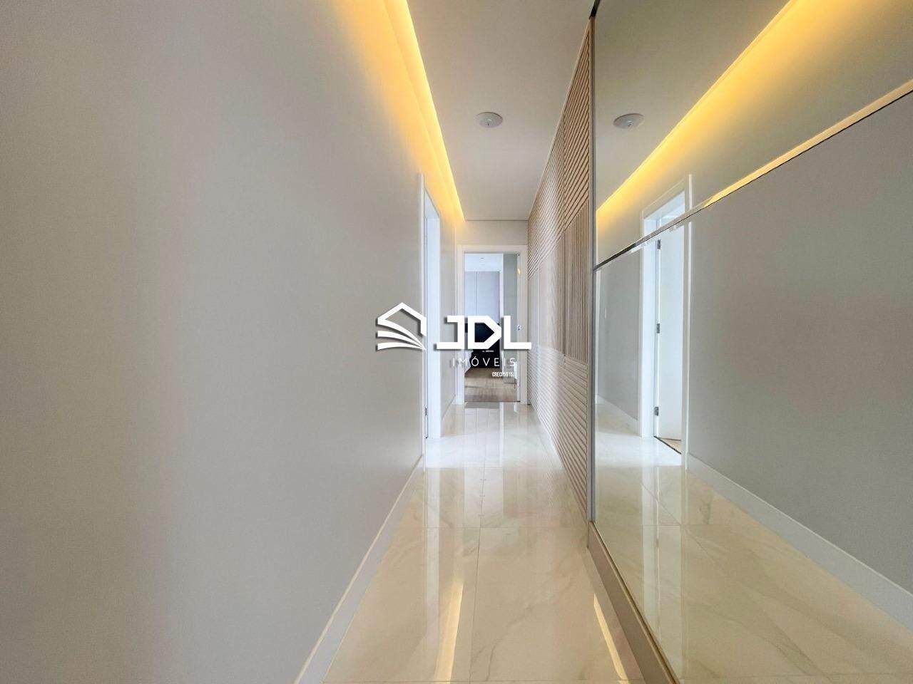 Apartamento à venda no bairro Centro: 