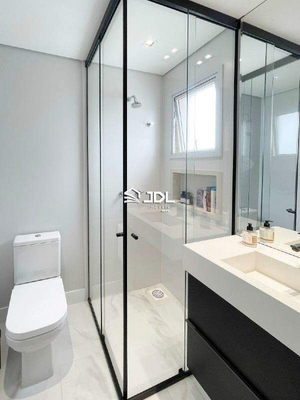 Apartamento à venda no bairro Centro: 