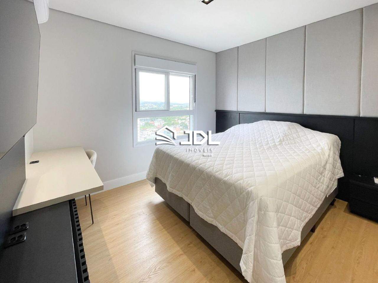 Apartamento à venda no bairro Centro: 