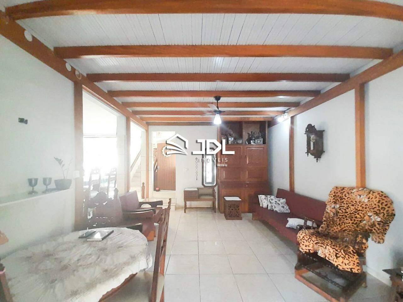 Casa à venda no bairro Centro: 