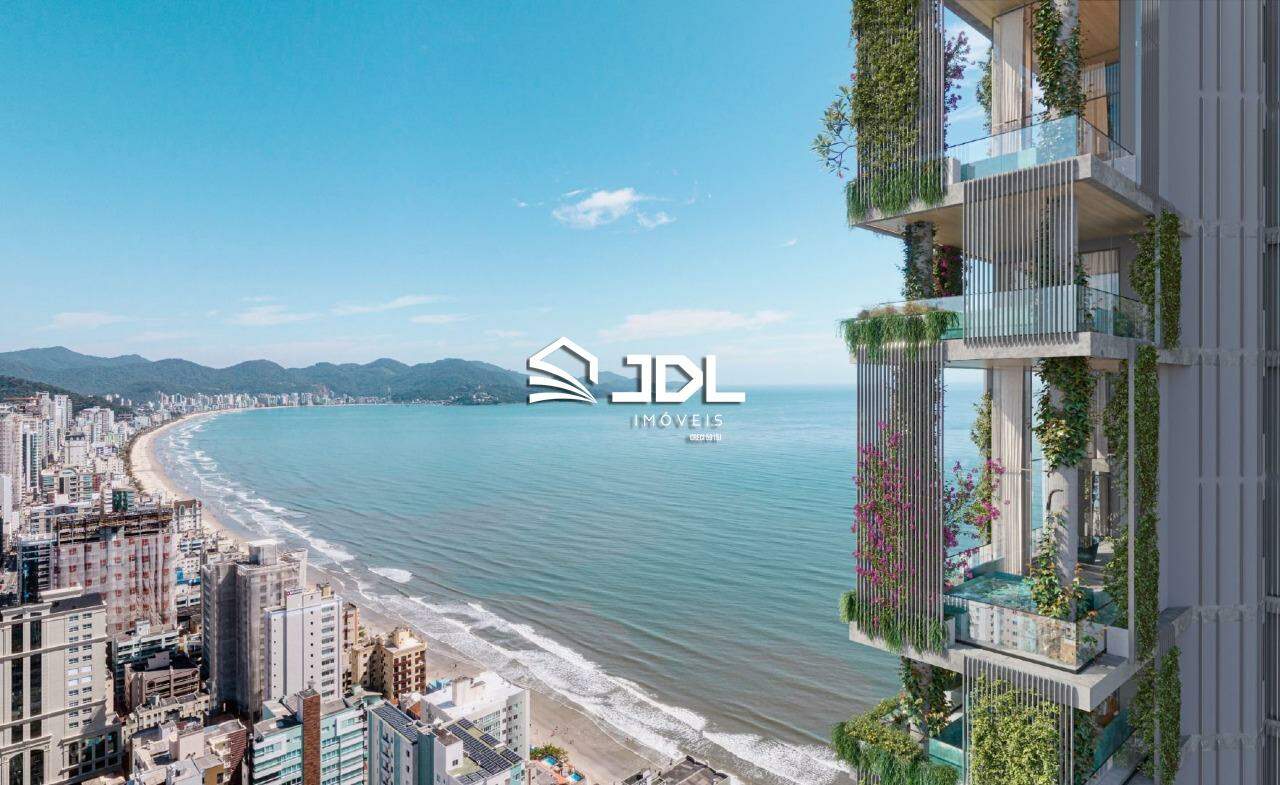 Apartamento à venda no bairro Meia Praia: 