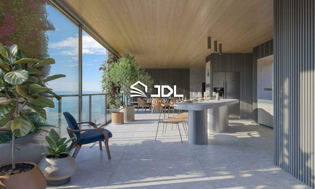 Apartamento à venda no bairro Meia Praia: 