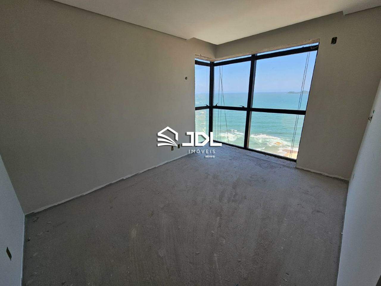 Apartamento à venda no bairro Centro: 