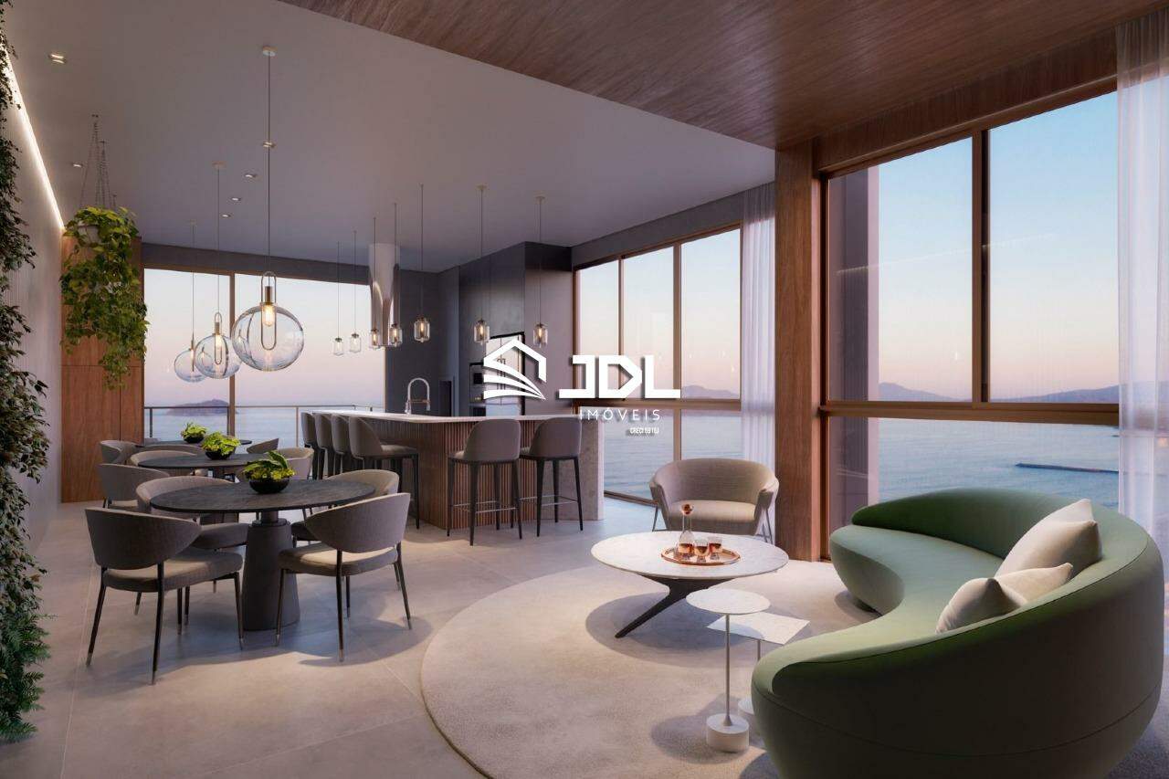 Apartamento à venda no bairro Centro: 