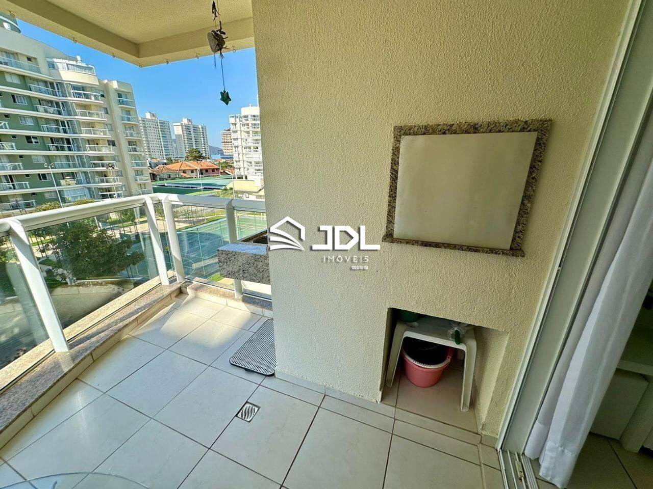 Apartamento à venda no bairro Centro: 